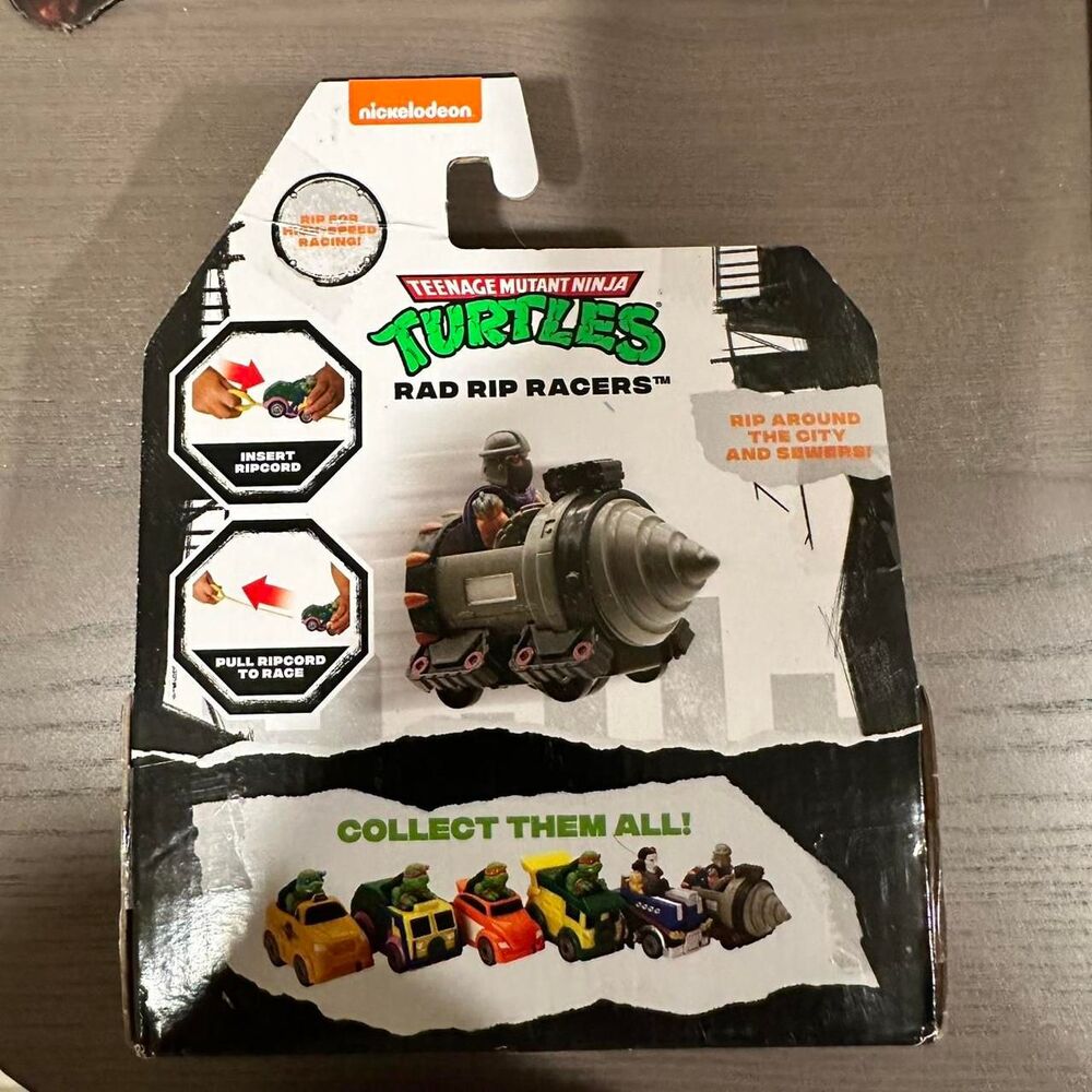 Nickelodeon Rad Rip Racers Shredder action figure - Picture 2 of 2